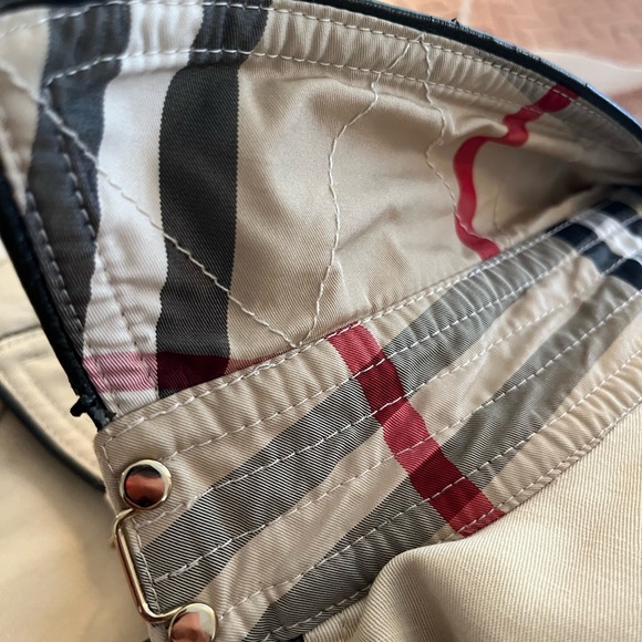 Burberry Beige Double-Breasted Trench Coat - Picture 14 of 14